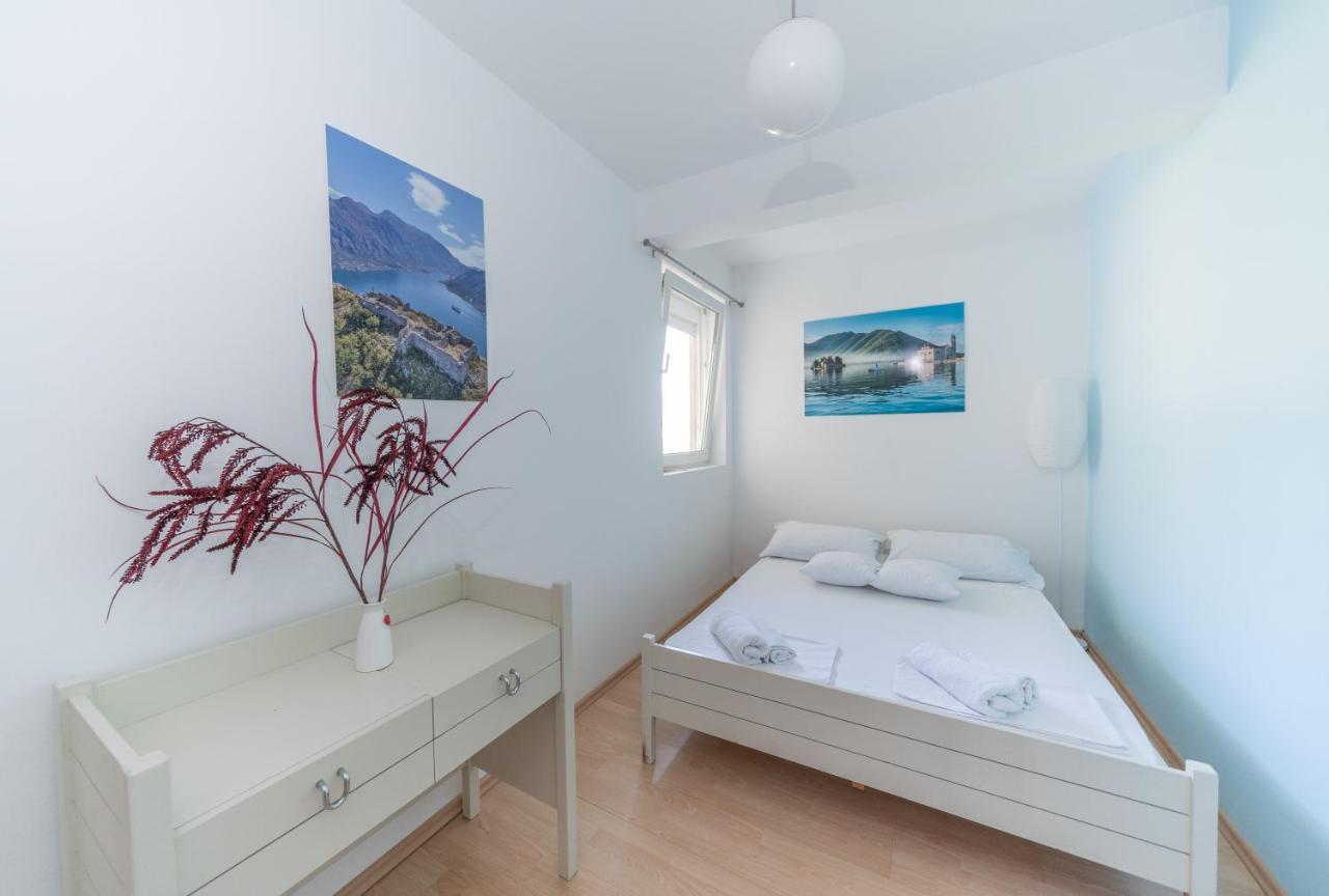 Sunshine Apartment Kotor Luaran gambar